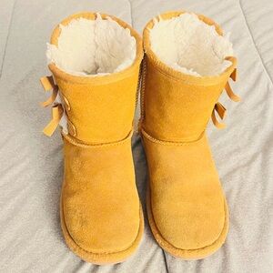 Koolaburra Tan Kids Boots with Bow Accents